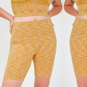 Outdoor Voices FreeForm 5" Short